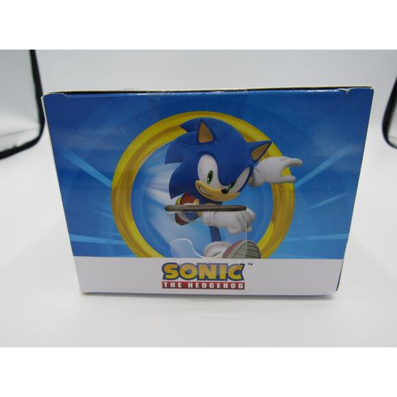 NEW Sealed Knuckles the Echidna Buildable Action Figure Just Toys Intl 2022 - Picture 5 of 12